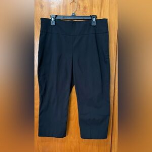Chico's Black Crop Flat Front Straight Leg Pants 2.5 (Size 14)